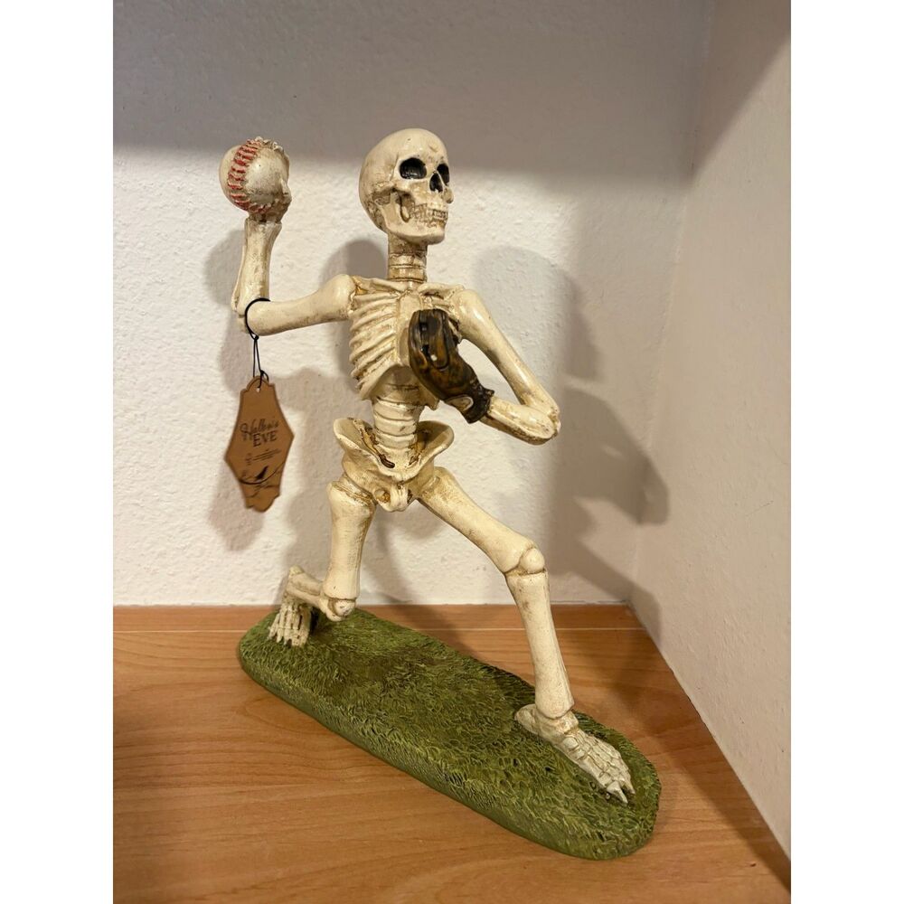 Hallow's Eve Skeleton Baseball Pitcher Figurine Halloween Tabletop Decor NWT